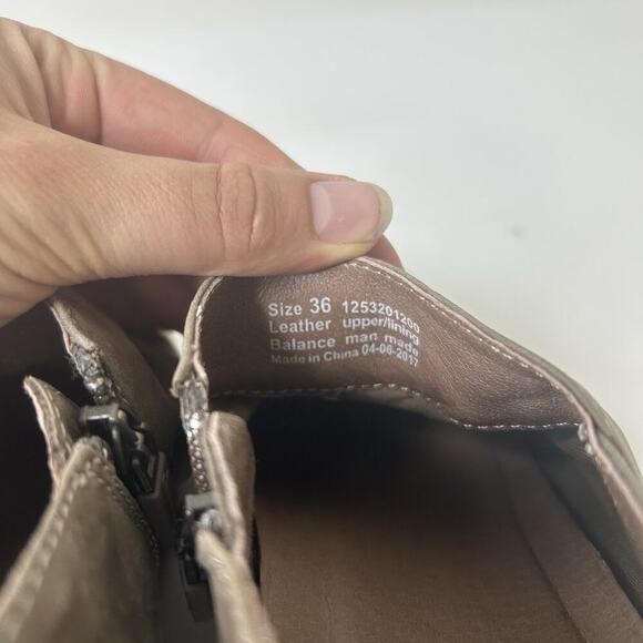 Dansko Sheena Wedge Heel Boots Women’s 36 US 5.5 Booties Suede Tan Brown Boho - Picture 3 of 9